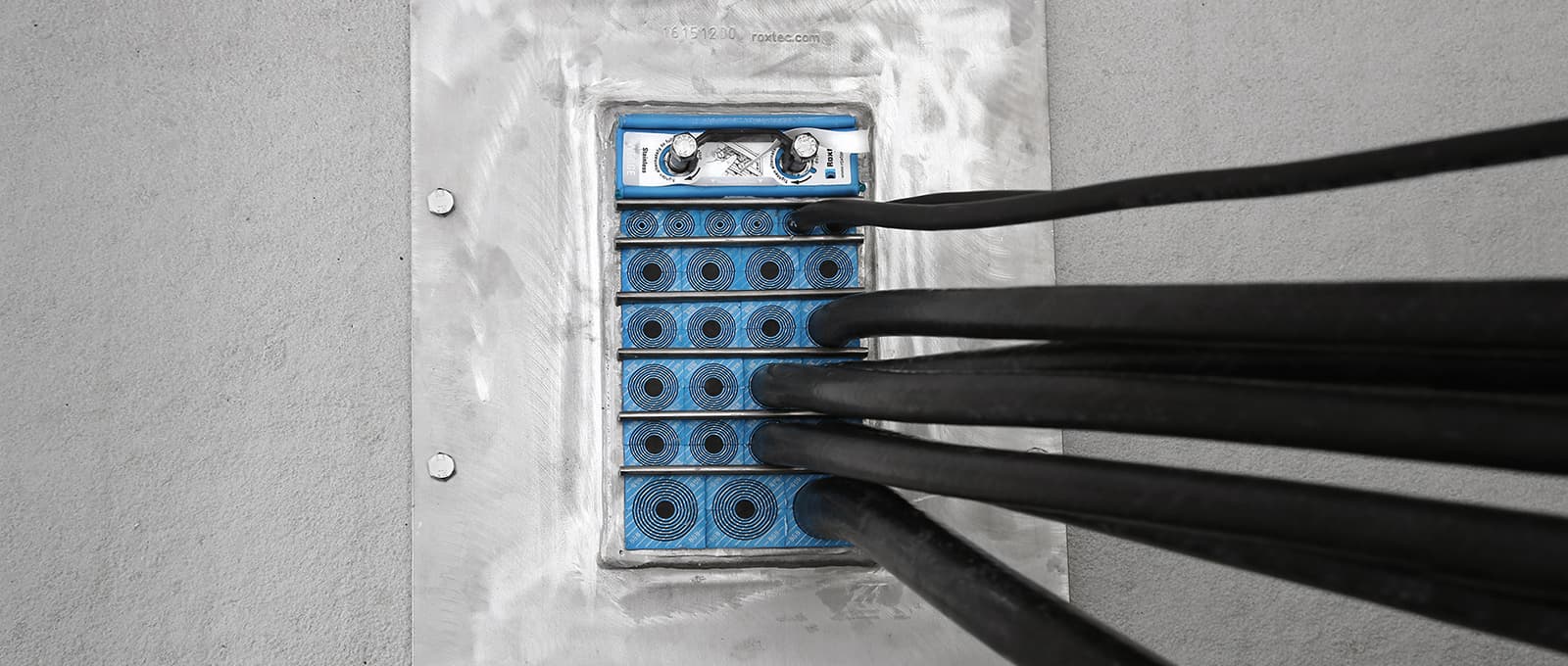 利用 酷游KU游官网
 密封套件节省时间