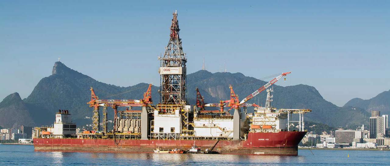 适用于钻探船的穿隔系统