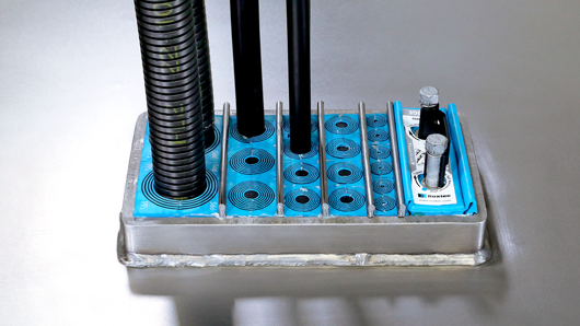 用于轨道车辆的新密封模块