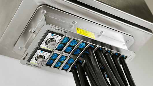 酷游KU游官网
 Ex 电缆穿隔装置